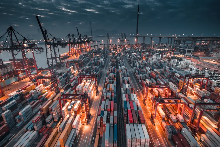 Port à conteneurs : départ des commandes export d'un fournisseur de pièces agricoles
